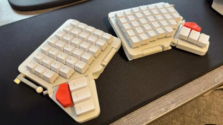 ZSA Moonlander ergonomic keyboard