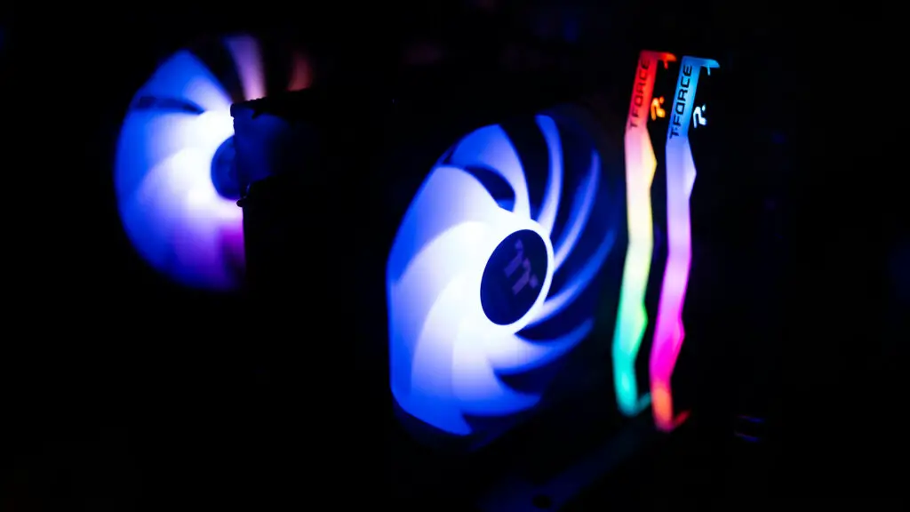 ABS Cyclone Aqua gaming PC