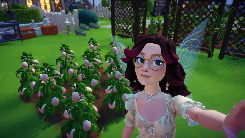 Player character in front of V-EGG-etables in Disney Dreamlight Valley