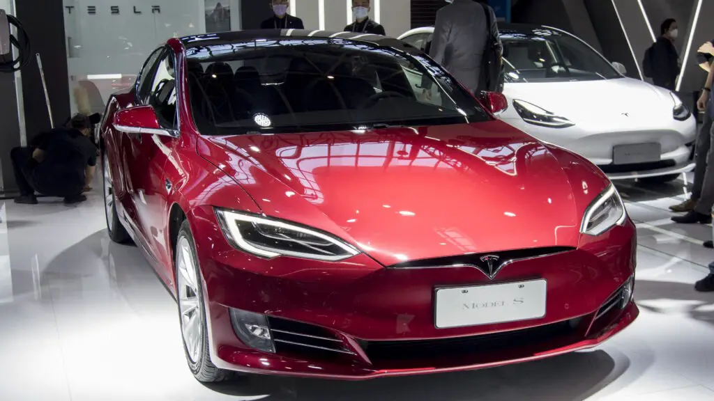 Tesla Model 3 Internal Computer Hardware Visualization