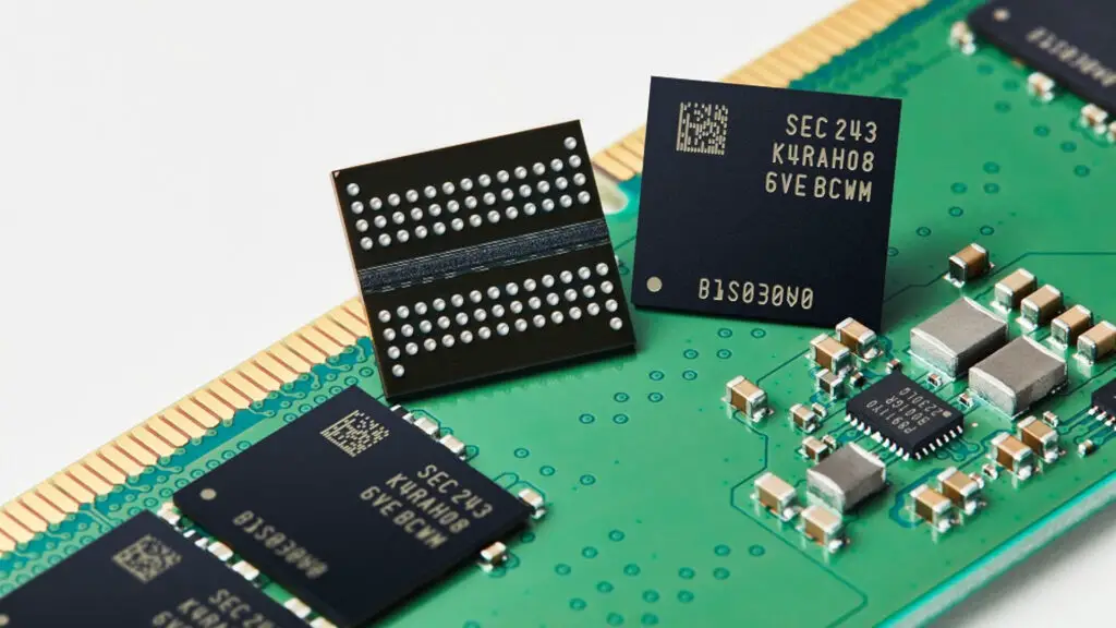 Samsung 12 nm-class DDR5-DRAM modules