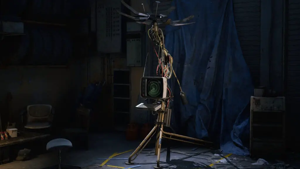 Arc Raiders Flashpoint: The High-Gain Antenna player project inside a workshop.