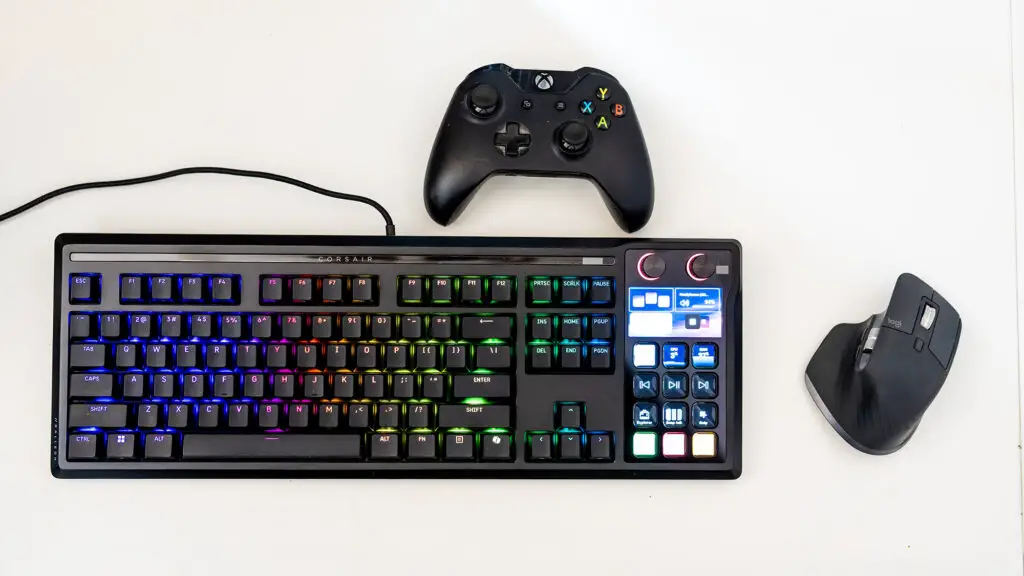 Top-down view of the full-sized layout, ideal for streamers and power users.