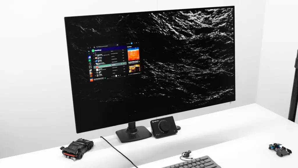 Testing OLED burn-in after 3000 hours